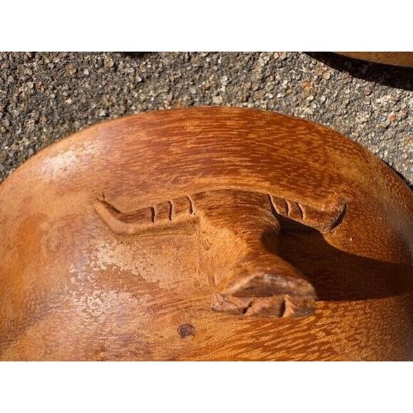 Vintage Monkey Pod Wood Salad Bowl Set Hand Carved Triple Feet Water Buffalo - Picture 7 of 10